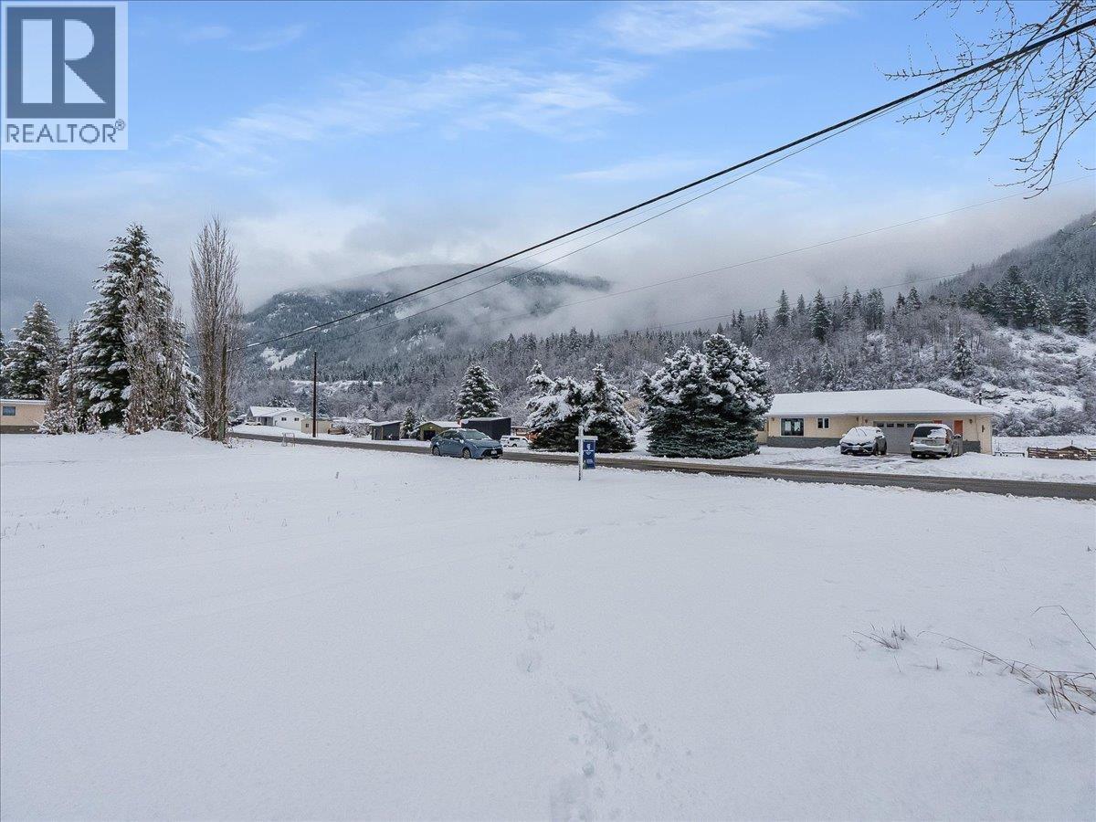 Mcphee Road Lot# 2, Castlegar, BC