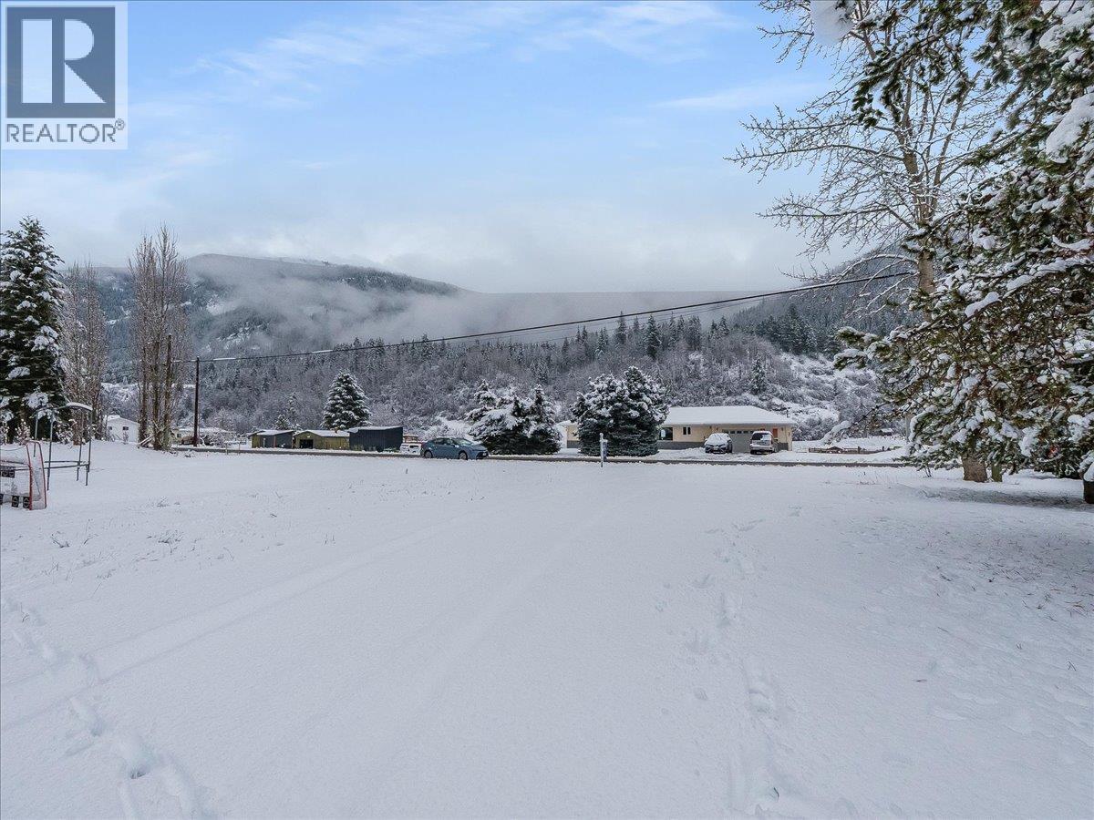 Mcphee Road Lot# 2, Castlegar, BC