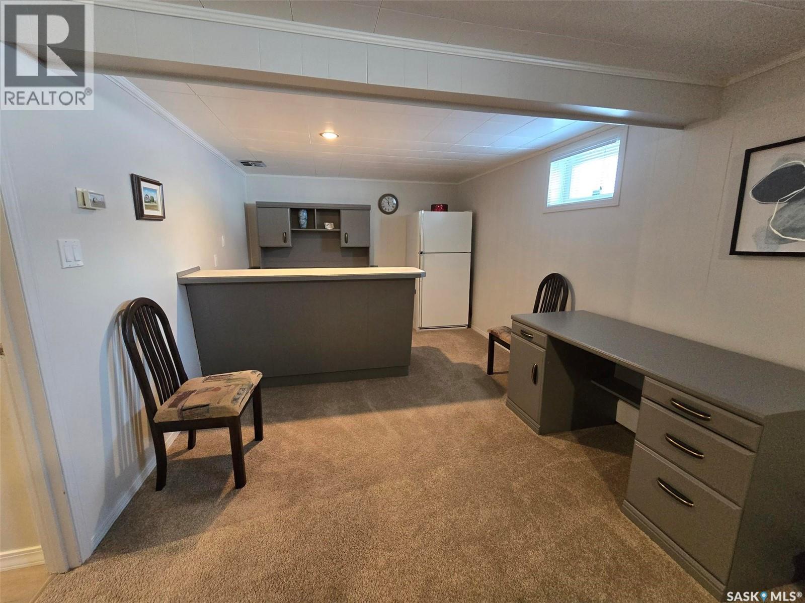 503 Edmonton Street, Broadview, SK - Indoor