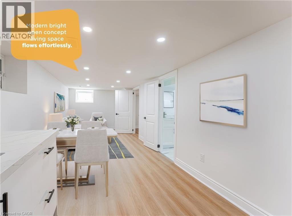 15 Barnesdale Avenue N, Hamilton, ON - Indoor