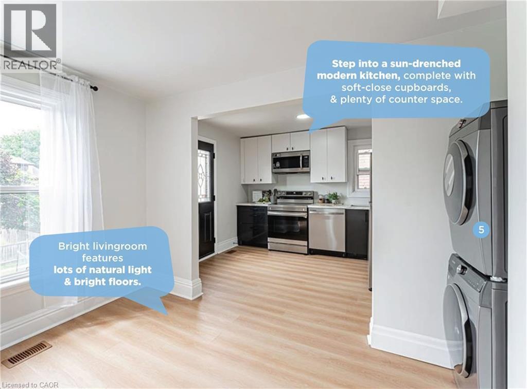 15 Barnesdale Avenue N, Hamilton, ON - Indoor