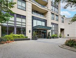 308 - 10 DELISLE AVENUE Toronto, ON M4V 3C6