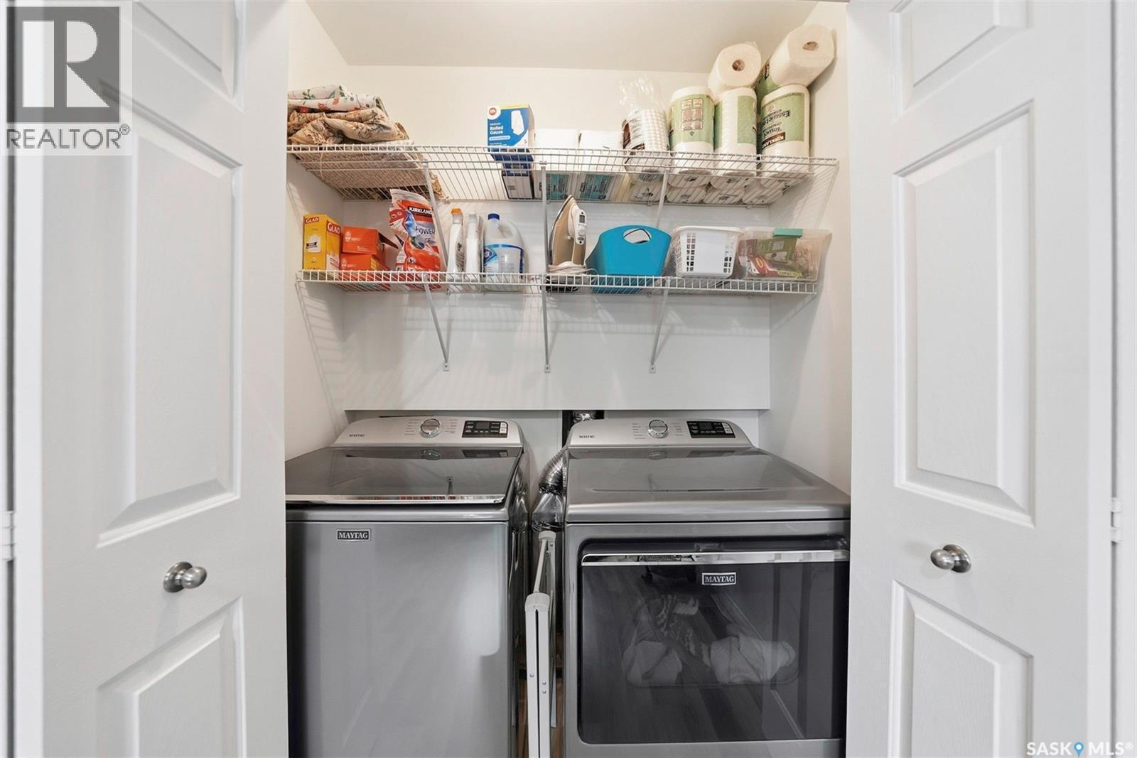 4 102 Willow Street, Saskatoon, SK - Indoor Photo Showing Laundry Room