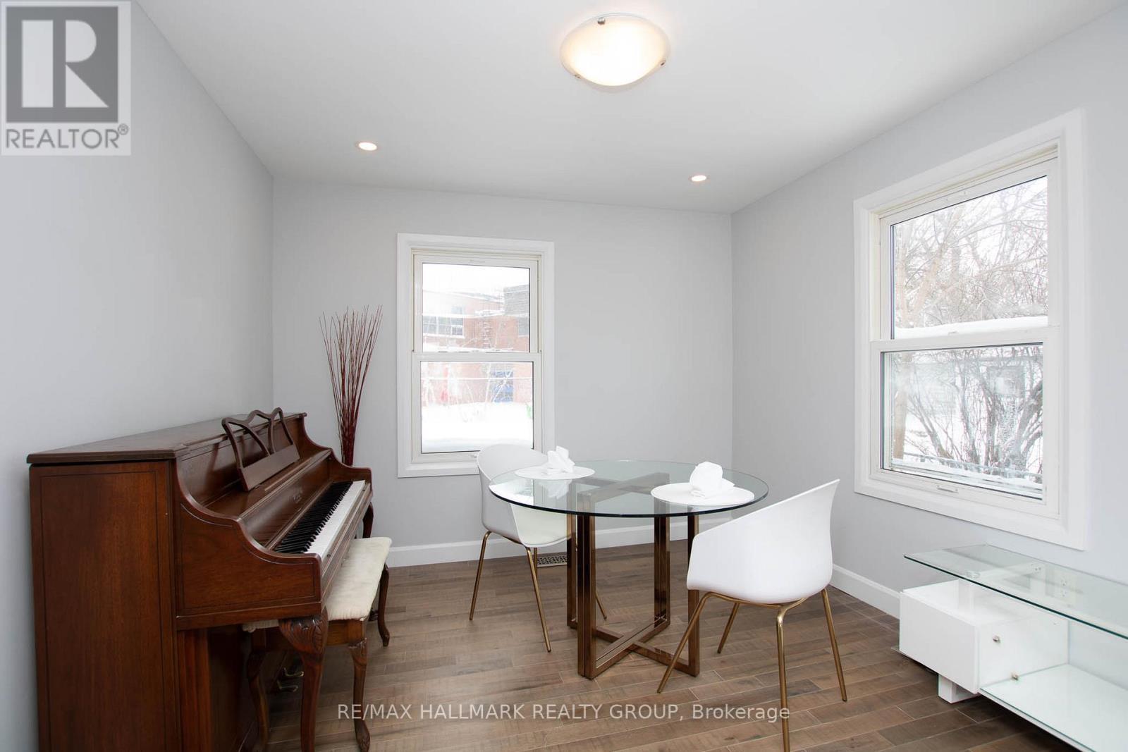 929 Merivale Road, Ottawa, ON - Indoor Photo Showing Other Room