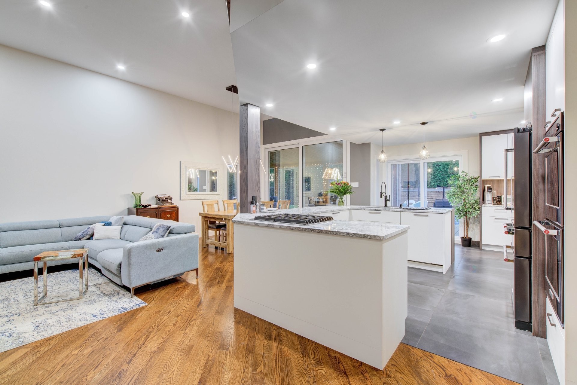 Cuisine - 25 Rue Carrier, Saint-Mathieu-De-Beloeil, QC - Indoor