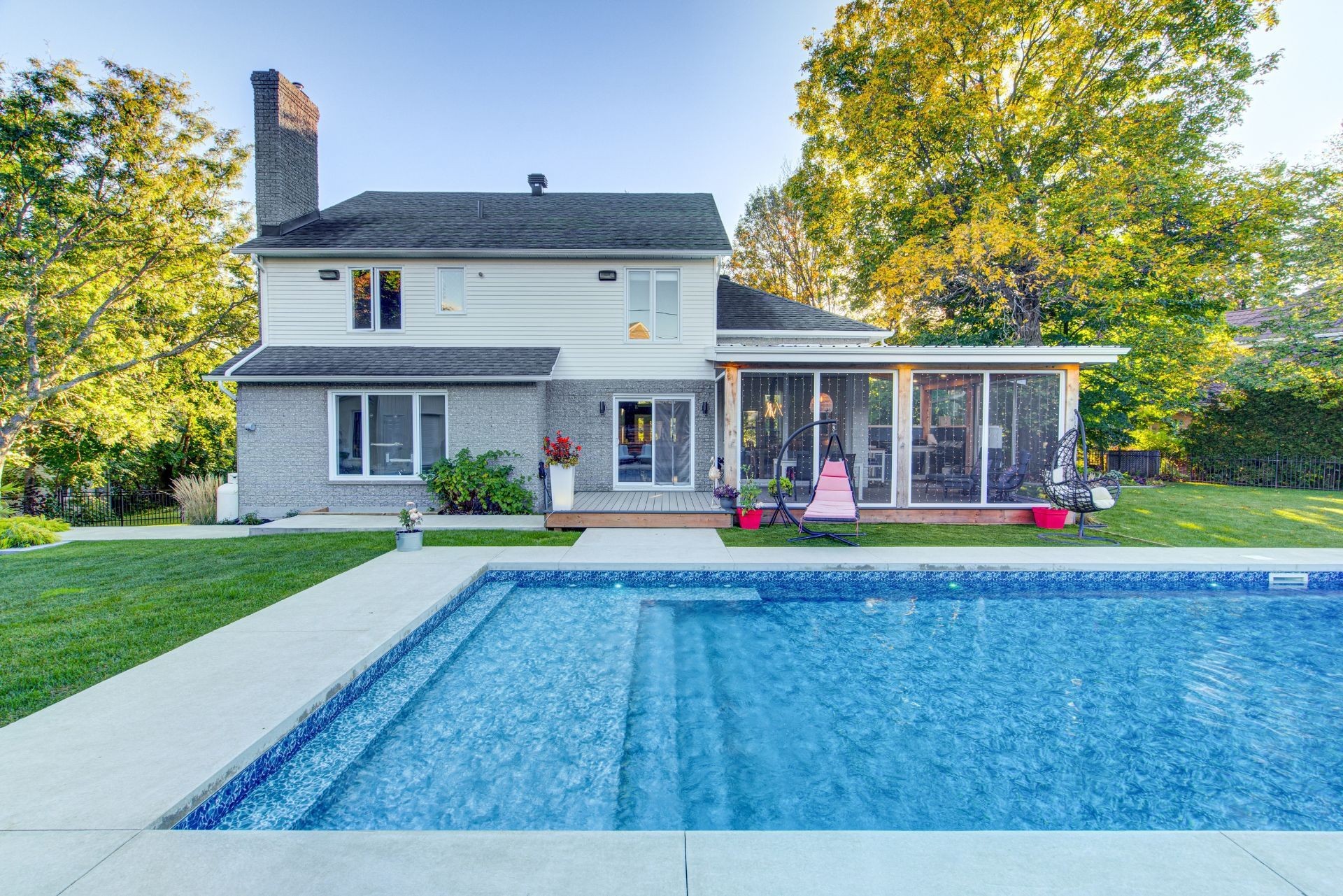 Piscine - 25 Rue Carrier, Saint-Mathieu-De-Beloeil, QC - Outdoor With In Ground Pool