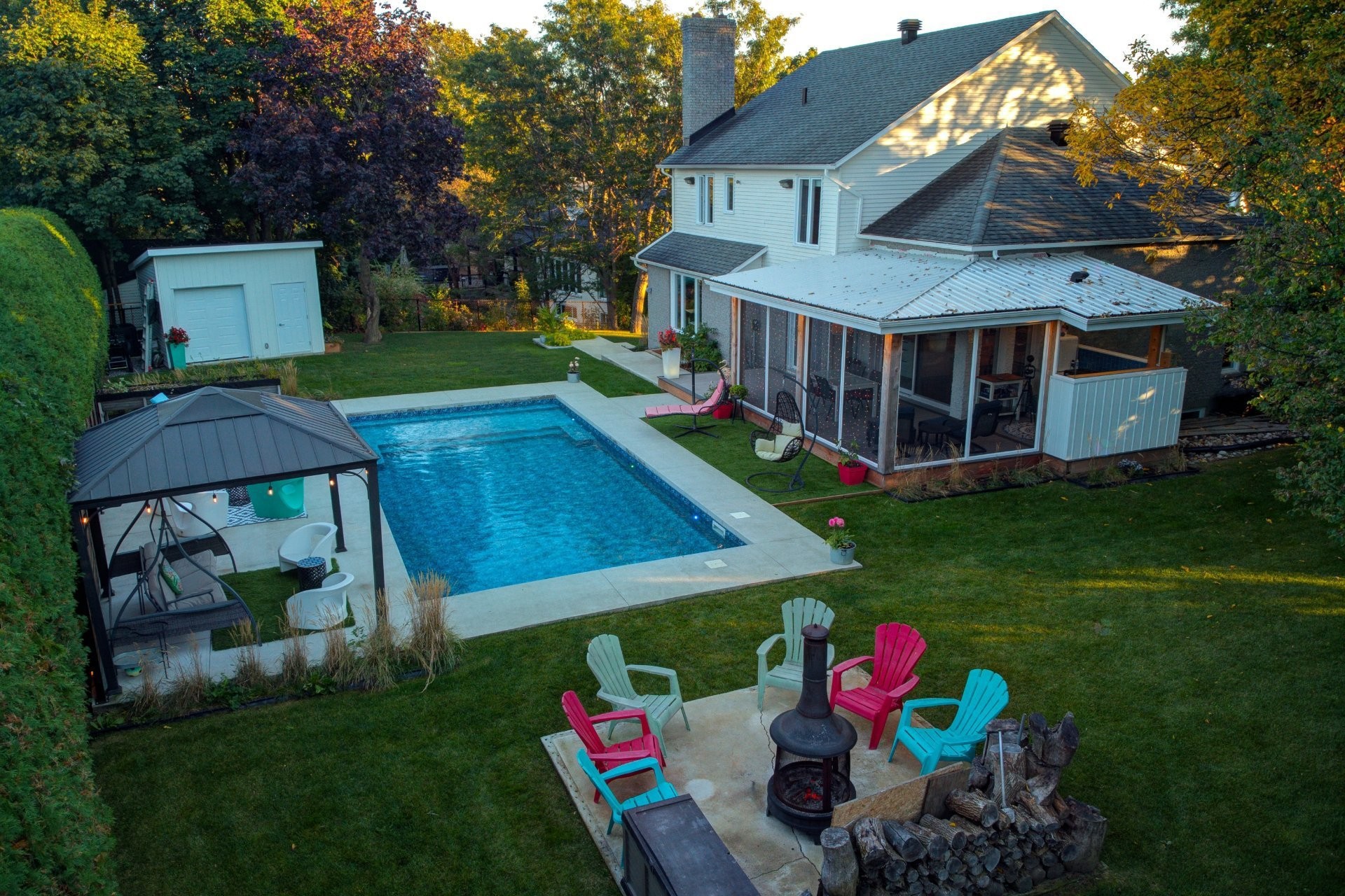 Photo aérienne - 25 Rue Carrier, Saint-Mathieu-De-Beloeil, QC - Outdoor With In Ground Pool With Backyard
