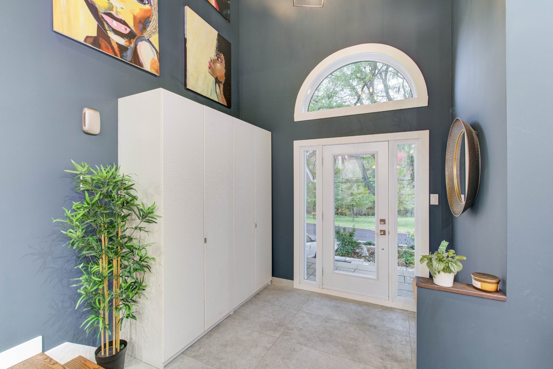 Hall d'entrée/Vestibule - 25 Rue Carrier, Saint-Mathieu-De-Beloeil, QC - Indoor Photo Showing Other Room