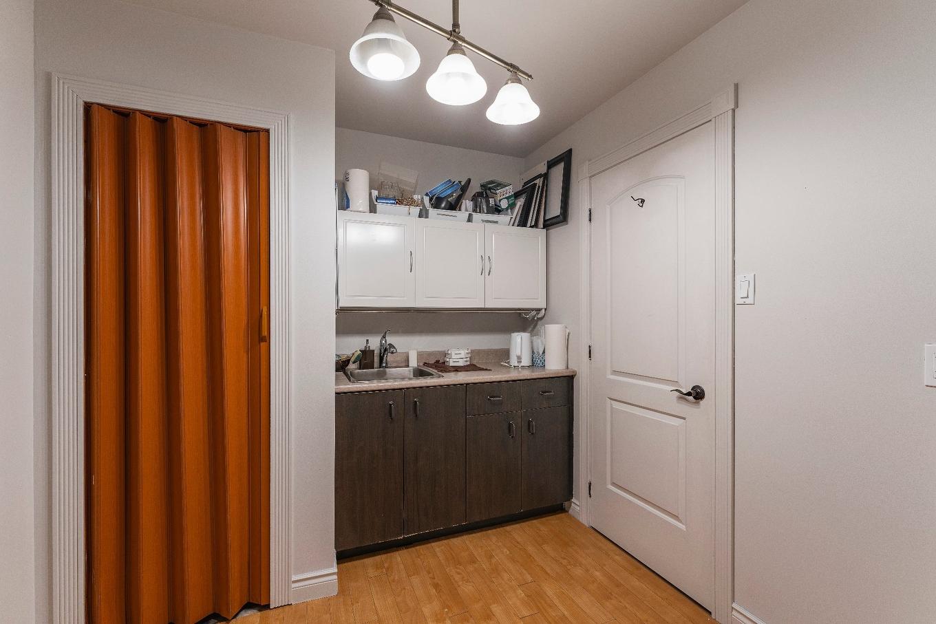 Laundry room - 121 Route 216, Stoke, QC - Indoor Photo Showing Other Room