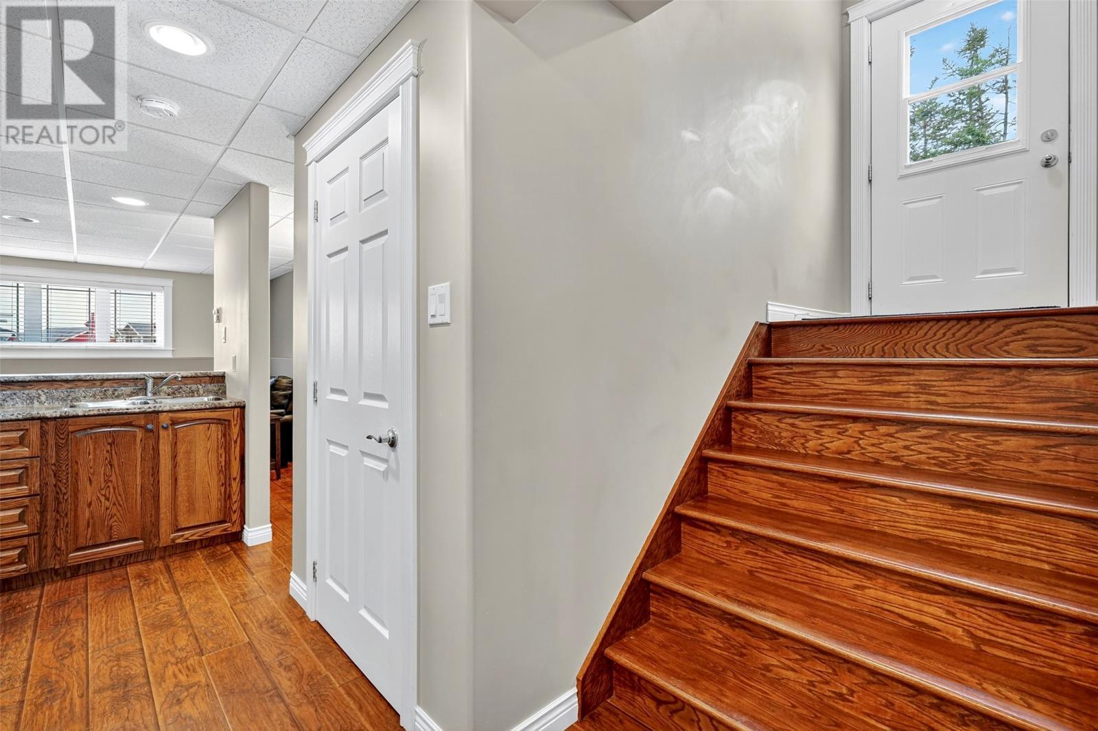 16-20 Monkstown Road, Arnold'S Cove, NL