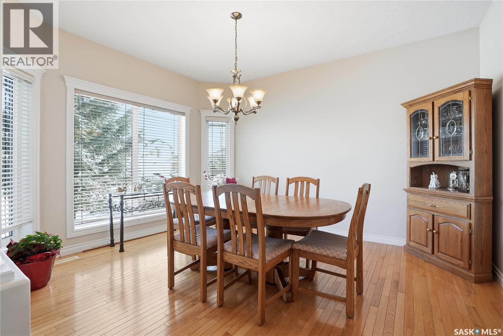 110 Brookshire Crescent, Saskatoon, SK - Indoor Photo Showing Dining Room
