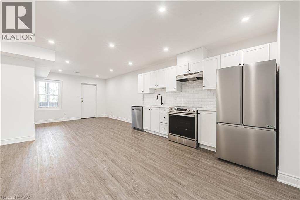 1127 Main Street E, Hamilton, ON