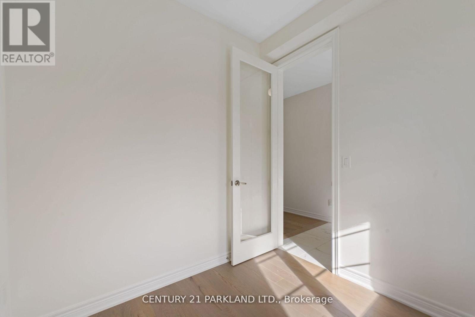 1352 Davis Loop, Innisfil, ON - Indoor Photo Showing Other Room