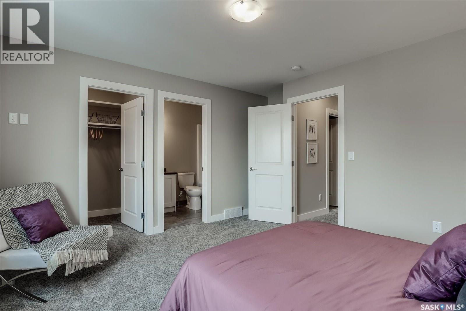 133 E Avenue S, Saskatoon, SK - Indoor Photo Showing Bedroom