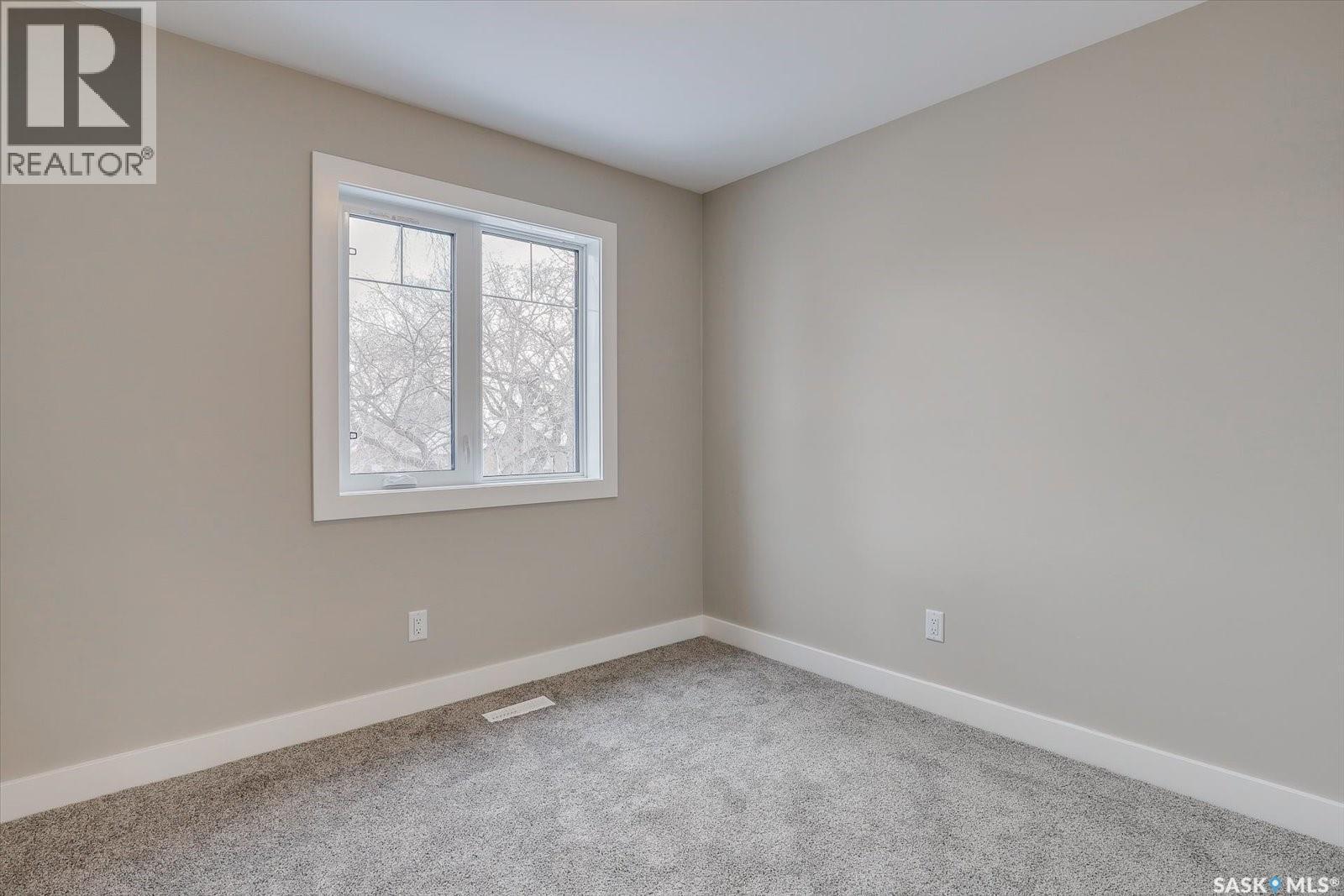 133 E Avenue S, Saskatoon, SK - Indoor Photo Showing Other Room