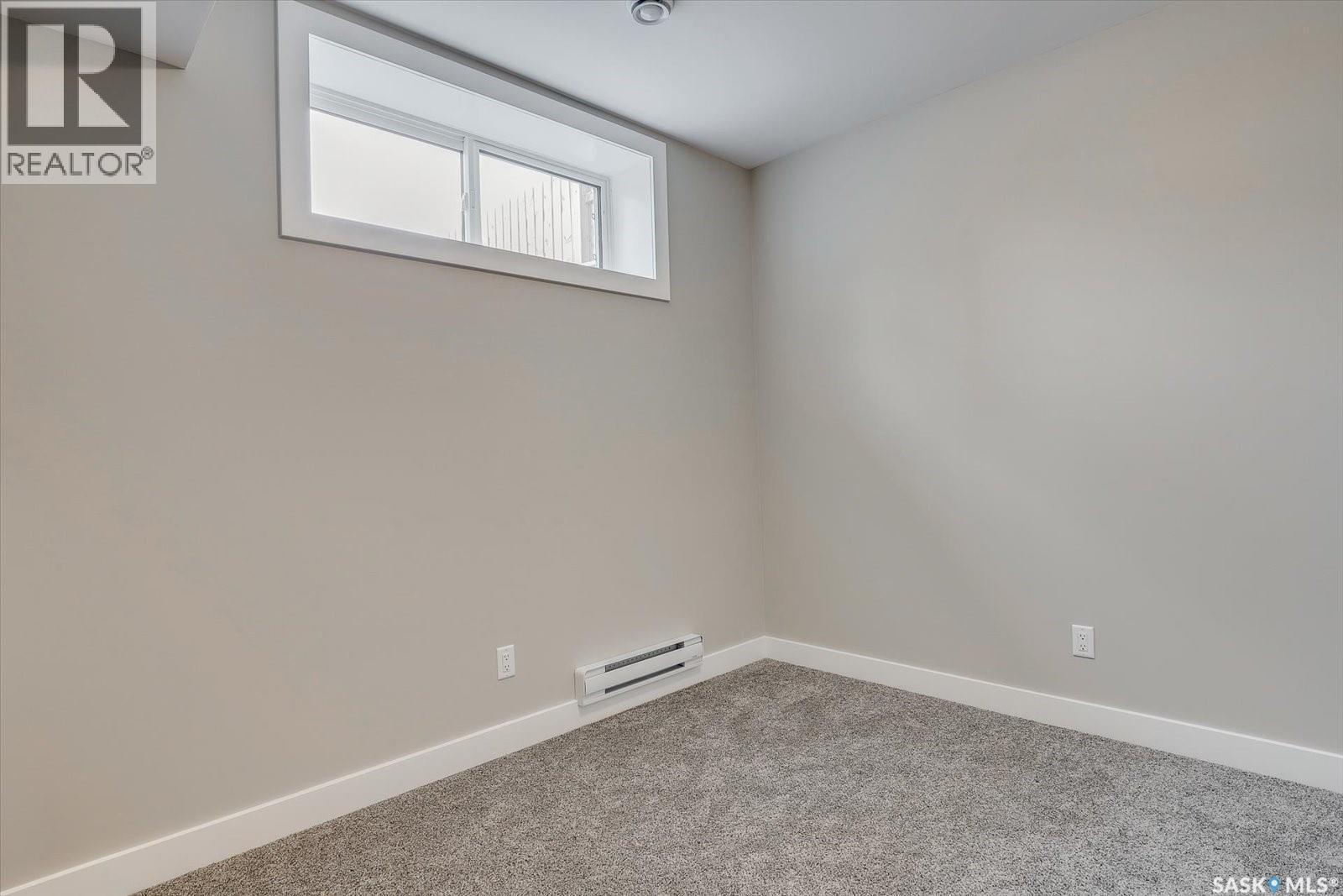 133 E Avenue S, Saskatoon, SK - Indoor Photo Showing Other Room