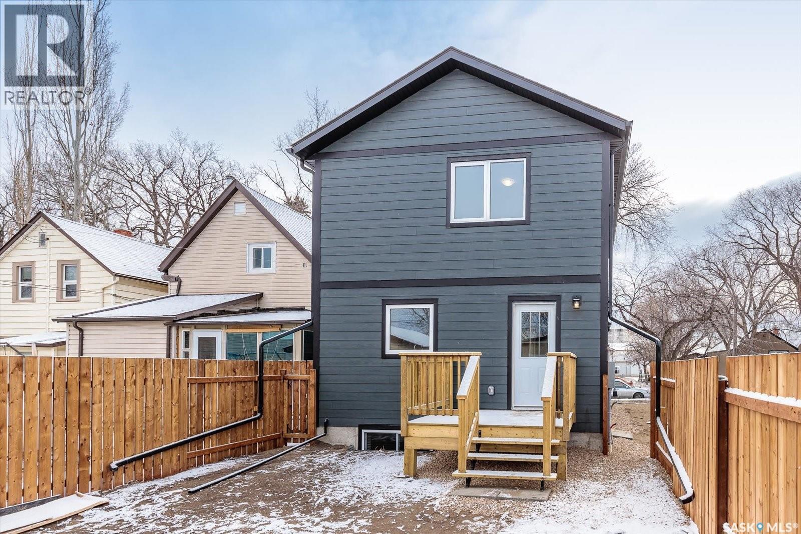 133 E Avenue S, Saskatoon, SK - Outdoor