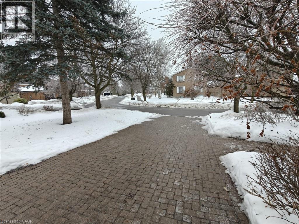 362 Pommel Gate Crescent, Waterloo, ON - Outdoor