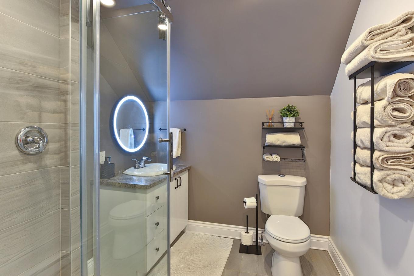 Bathroom - 19 Rue Rolland, Saint-Jean-Sur-Richelieu, QC