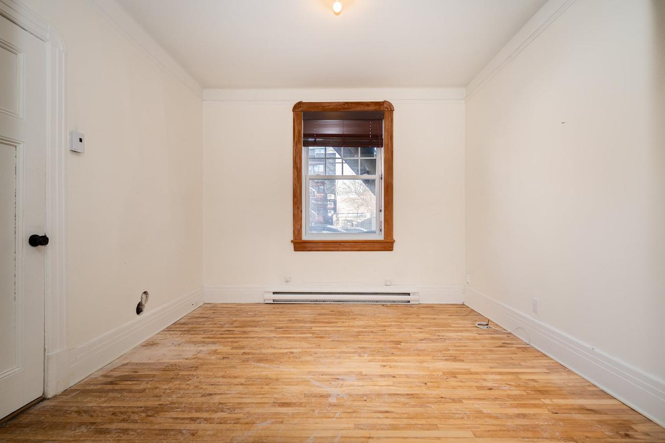 Living room - 6644 Av. Henri-Julien, Montréal (Rosemont/La Petite-Patrie), QC - Indoor Photo Showing Other Room