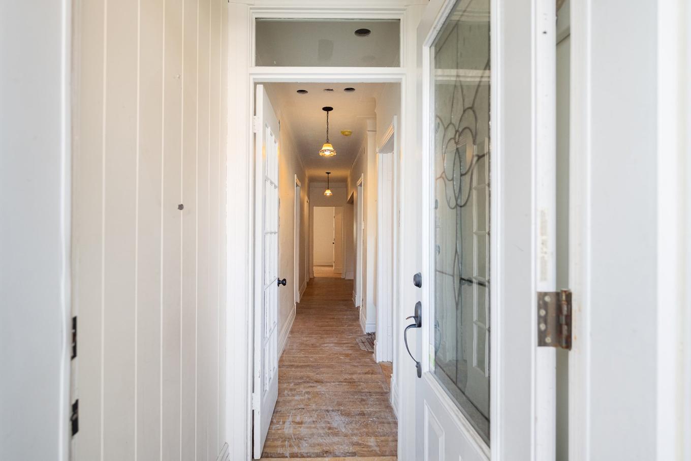 Hall - 6644 Av. Henri-Julien, Montréal (Rosemont/La Petite-Patrie), QC - Indoor Photo Showing Other Room