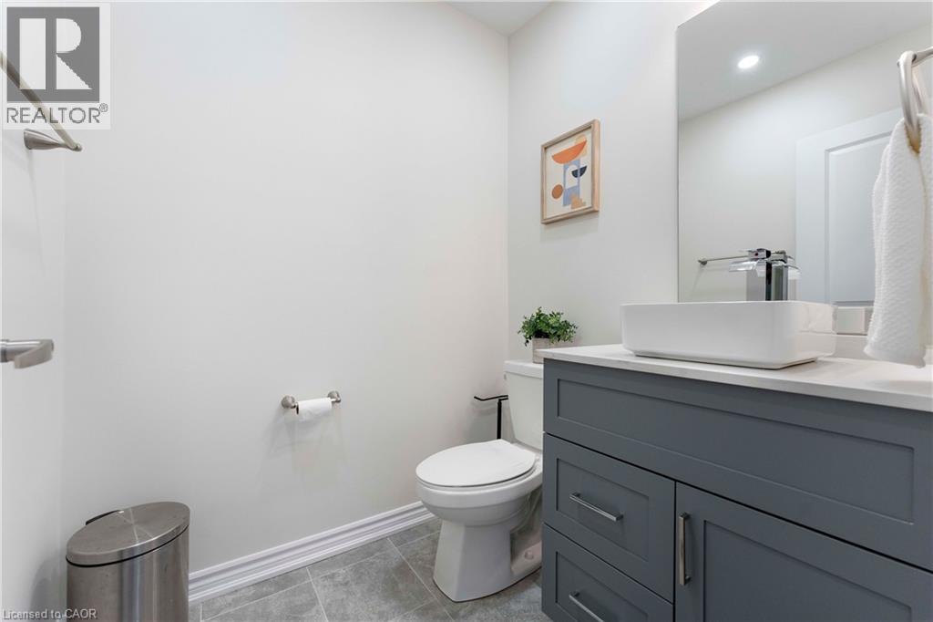 1426 Oakmont Common, Burlington, ON - Indoor Photo Showing Bathroom