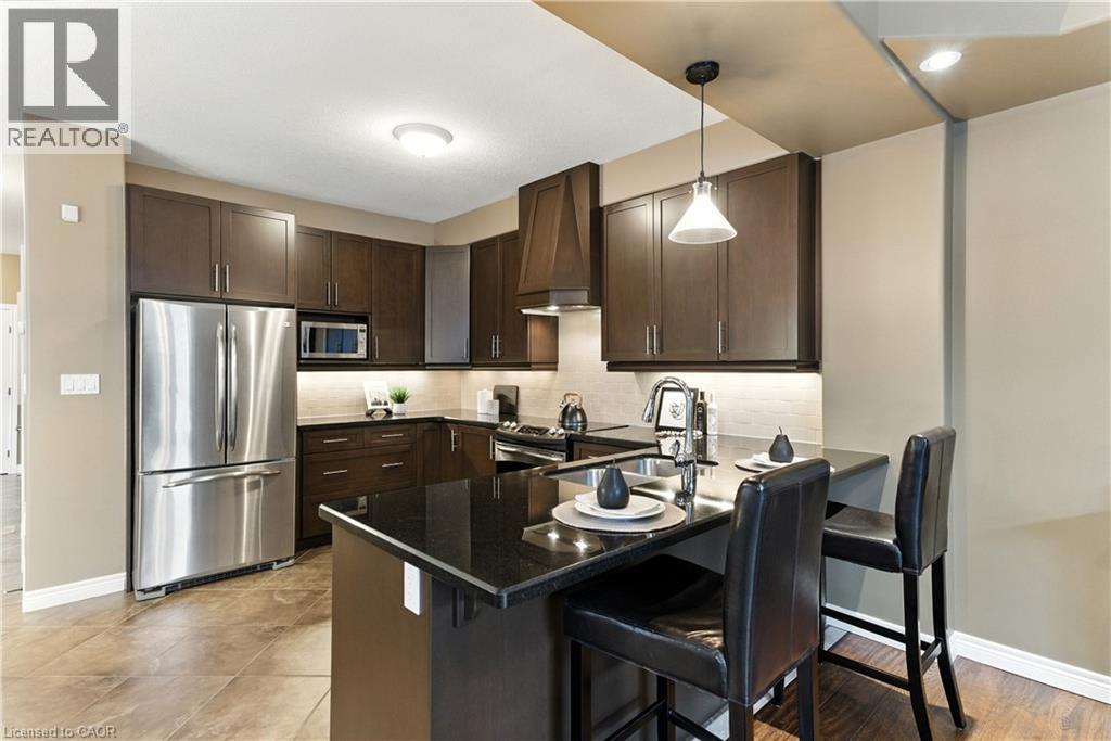100 Fall Fair Way, Binbrook, ON - Indoor Photo Showing Kitchen