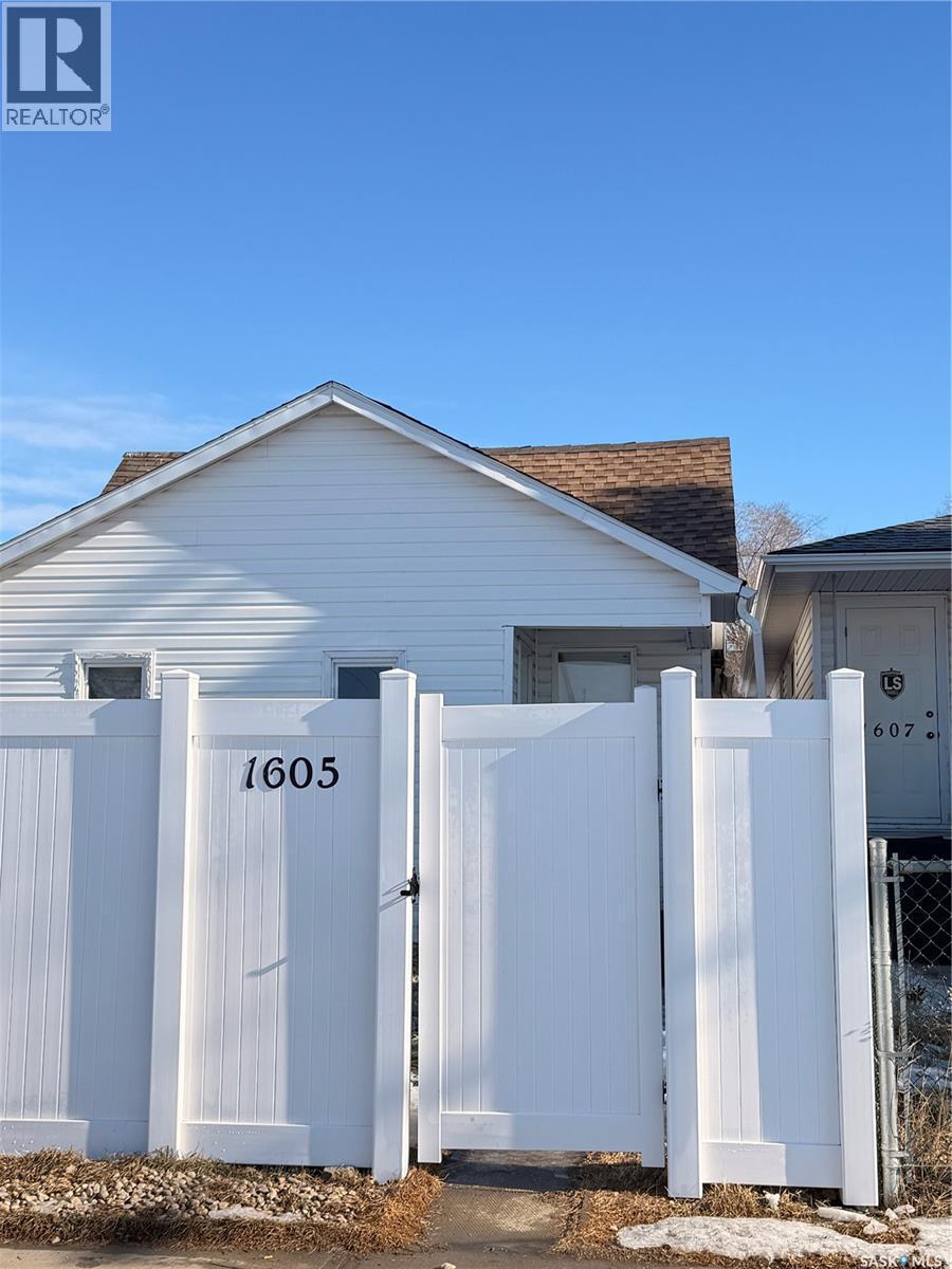 1605 Retallack Street, Regina, SK - Outdoor