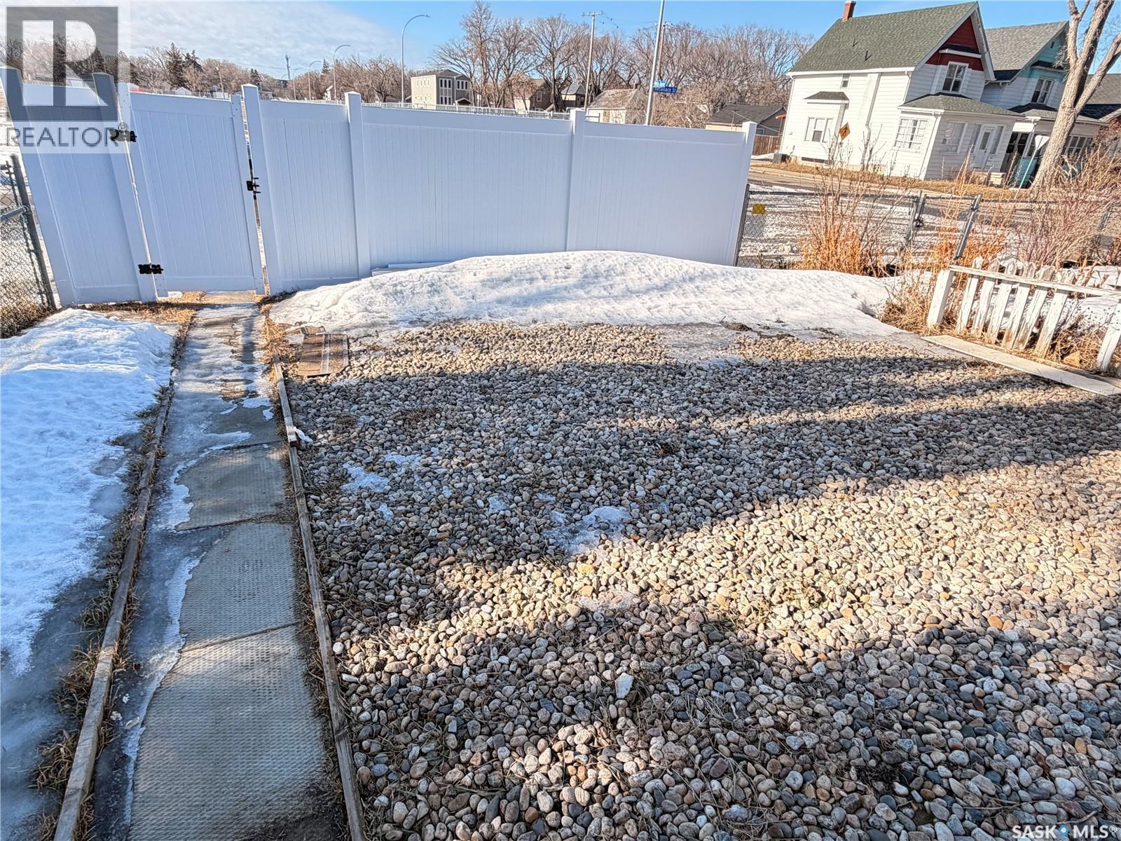 1605 Retallack Street, Regina, SK - Outdoor