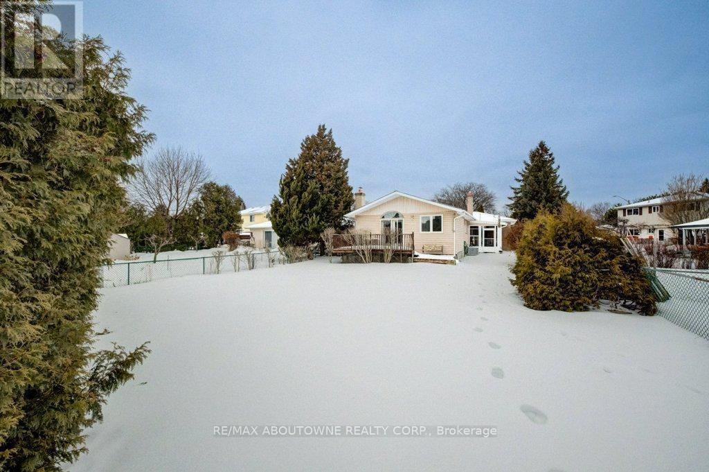 1245 Tyneburn Crescent, Mississauga, ON - Outdoor