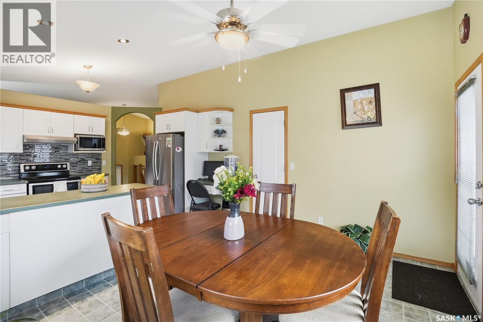 1258 Degelman Drive, Regina, SK - Indoor Photo Showing Dining Room