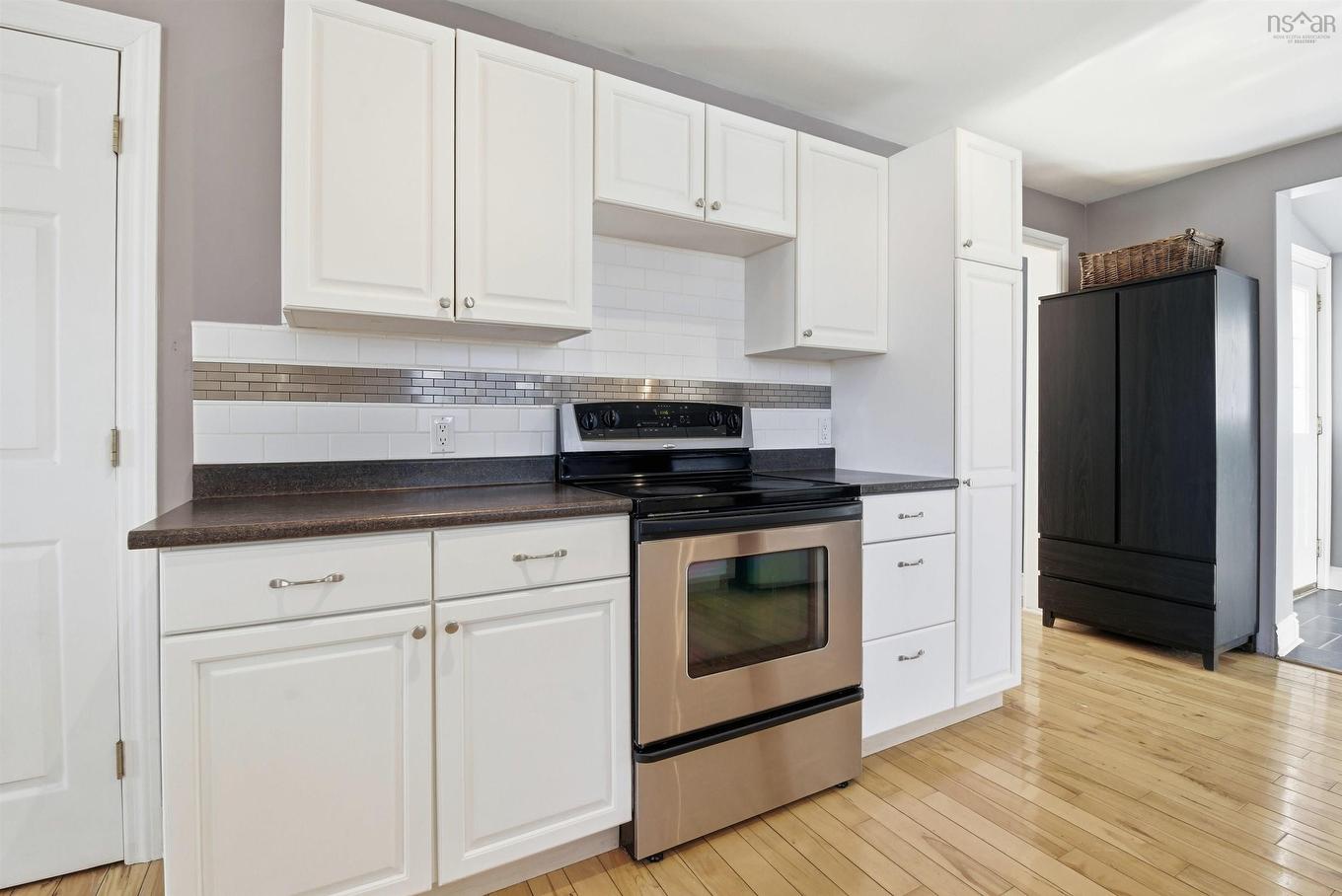 11 Maplewood Drive, Halifax, NS