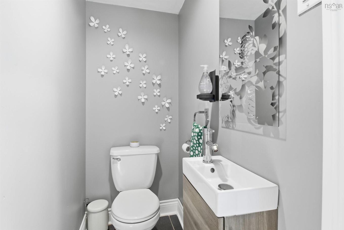 11 Maplewood Drive, Halifax, NS