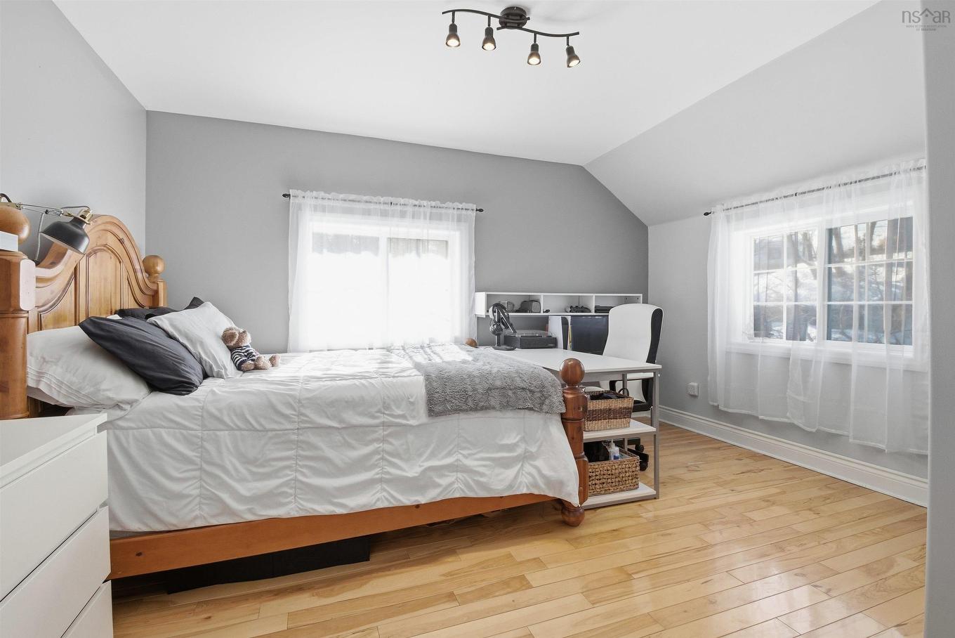 11 Maplewood Drive, Halifax, NS