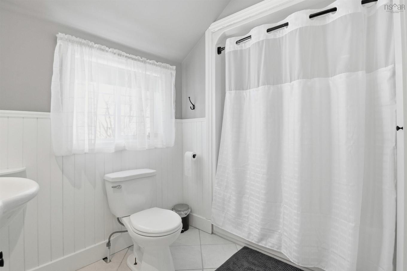 11 Maplewood Drive, Halifax, NS