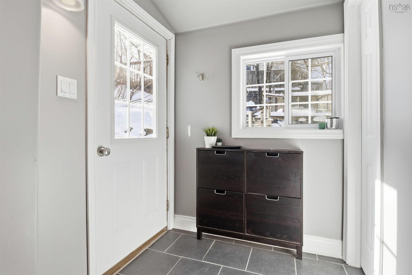 11 Maplewood Drive, Halifax, NS