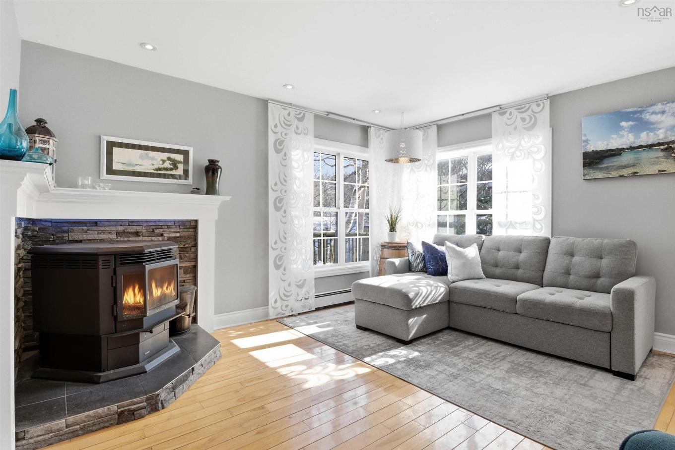 11 Maplewood Drive, Halifax, NS