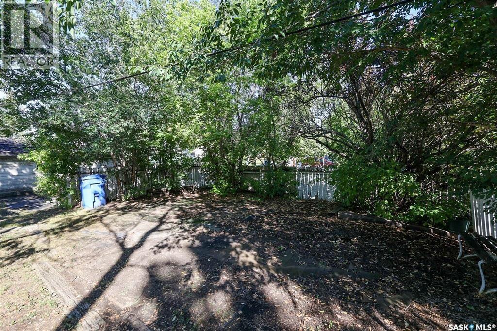 702 Princess Street, Regina, SK - Outdoor