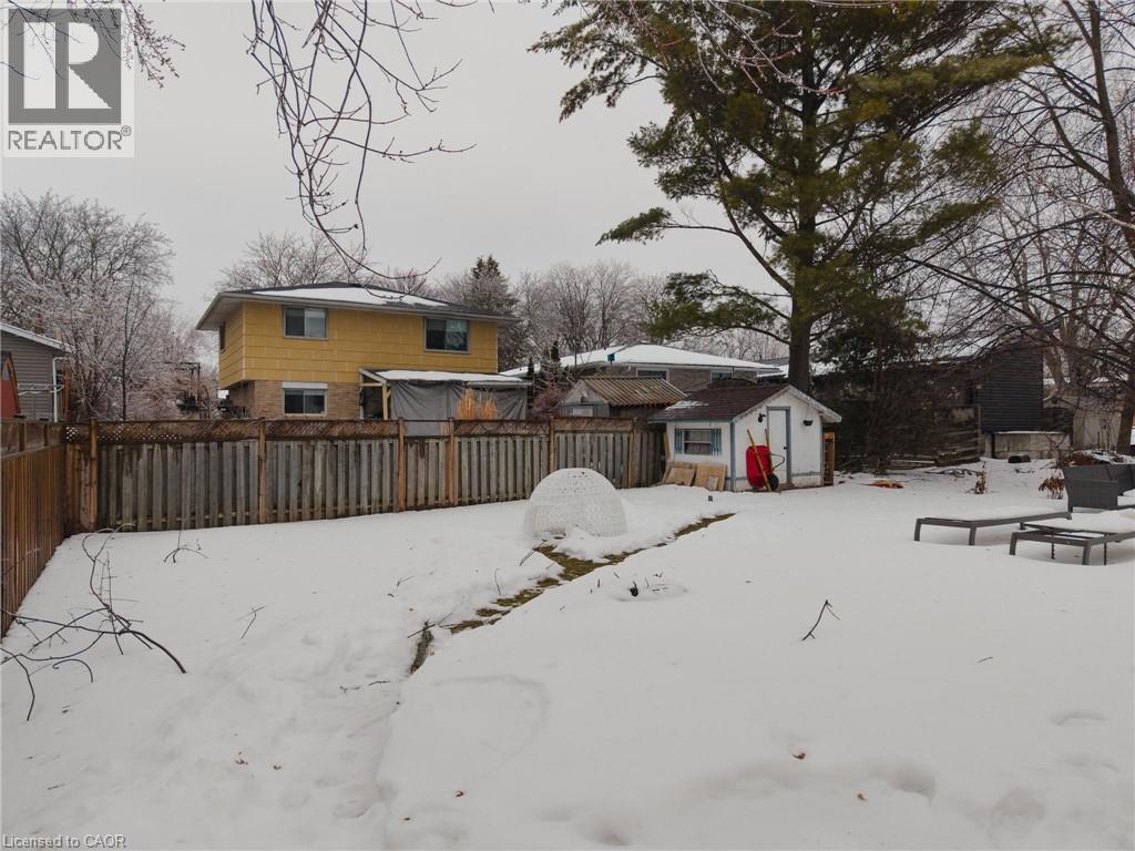 322 Sandowne Drive, Waterloo, ON - Outdoor