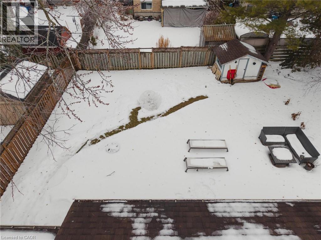 322 Sandowne Drive, Waterloo, ON - Outdoor