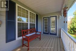 Garden doors off dining room -