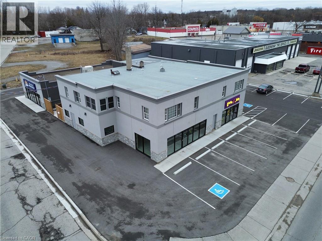 63 Queensway W, Simcoe, ON