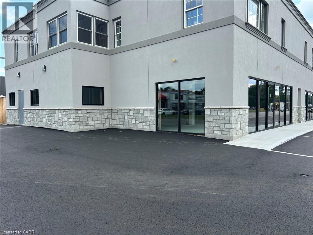 63 Queensway W, Simcoe, ON