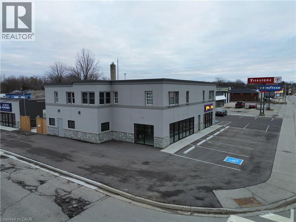 63 Queensway W, Simcoe, ON