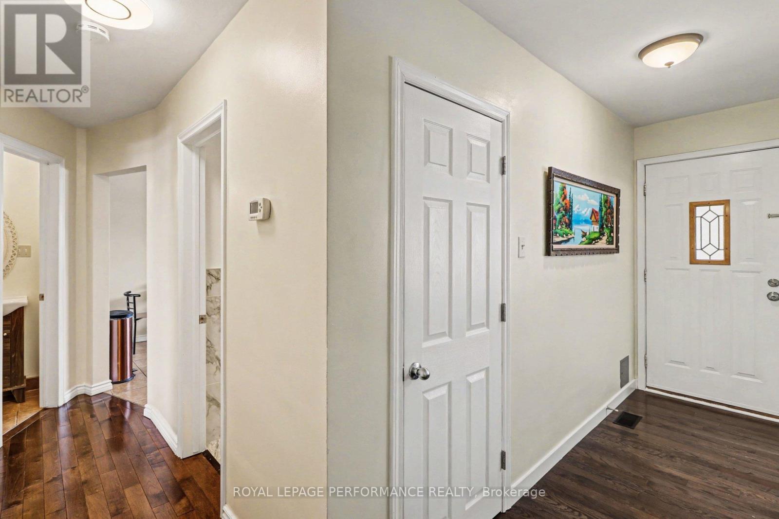 788 Dickens Avenue, Ottawa, ON - Indoor Photo Showing Other Room