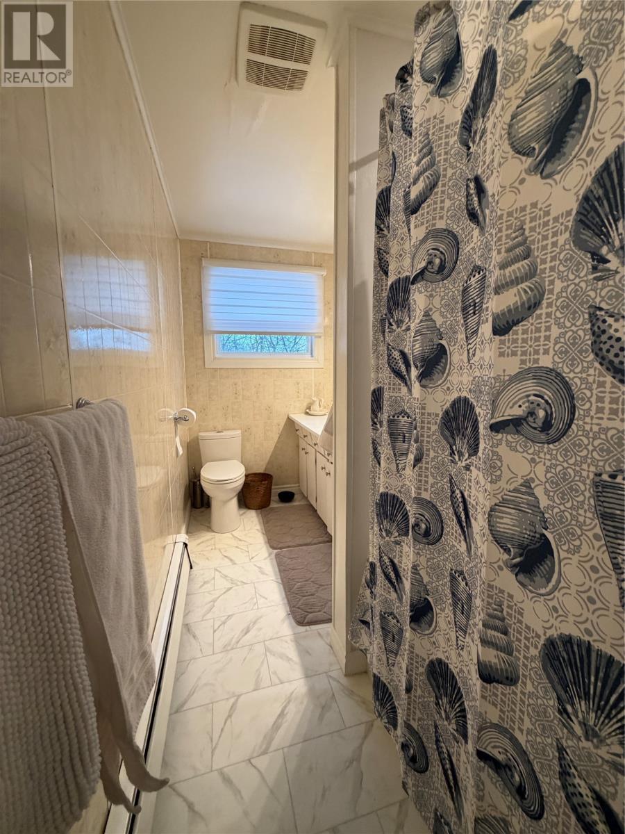 28-30 Bunkerhill Road, Fortune, NL - Indoor Photo Showing Bathroom