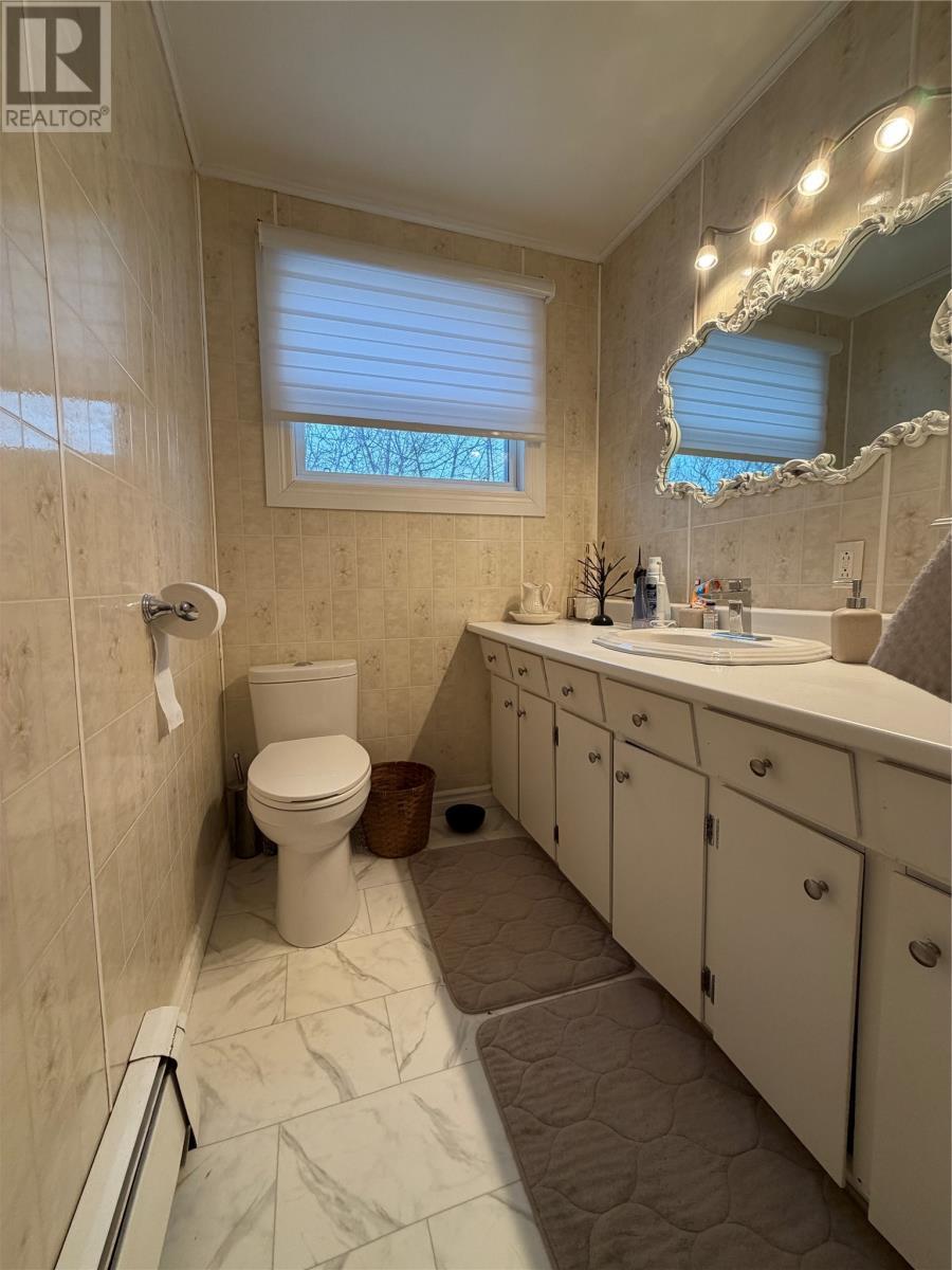 28-30 Bunkerhill Road, Fortune, NL - Indoor Photo Showing Bathroom