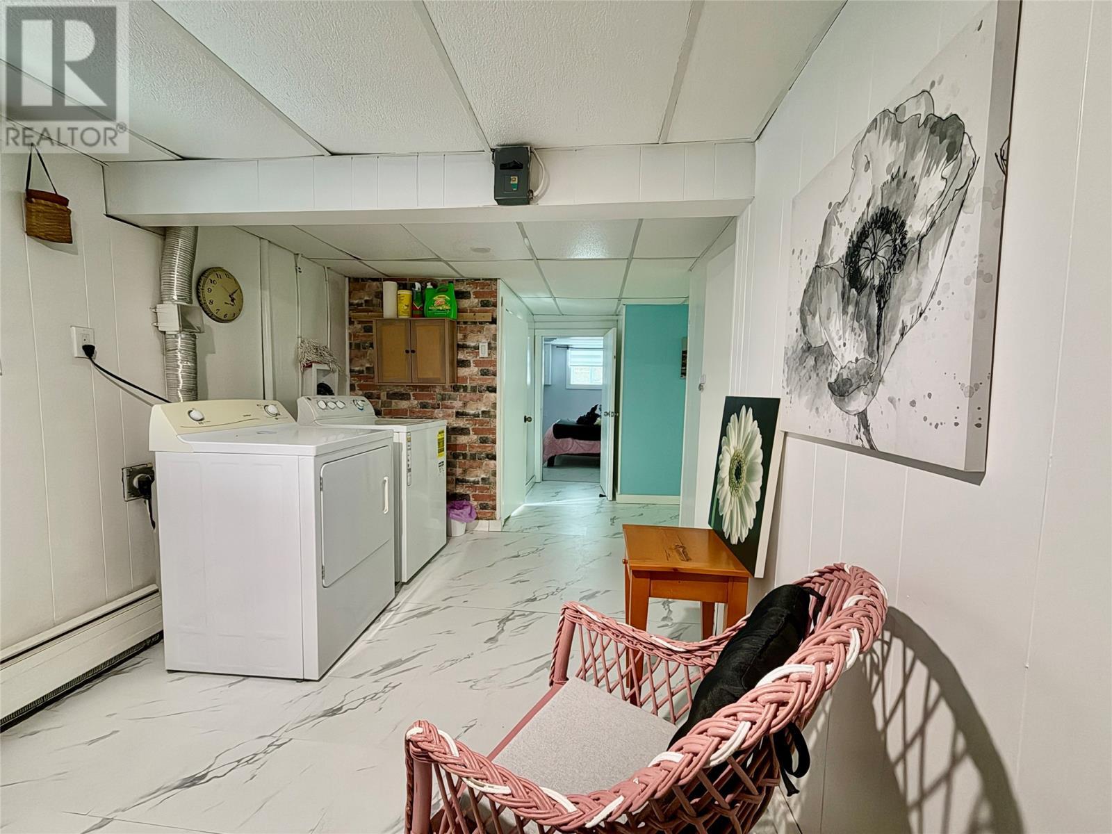 28-30 Bunkerhill Road, Fortune, NL - Indoor Photo Showing Laundry Room