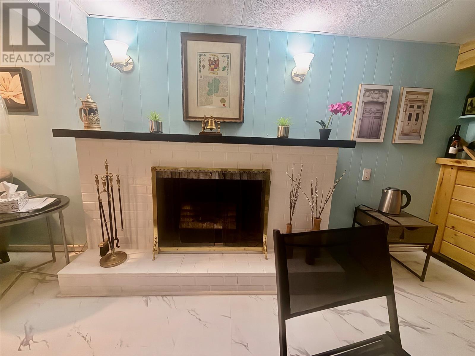 28-30 Bunkerhill Road, Fortune, NL - Indoor With Fireplace
