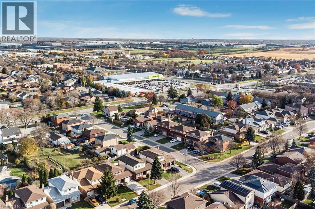 102 Erika Crescent, Hamilton, ON - Outdoor With View